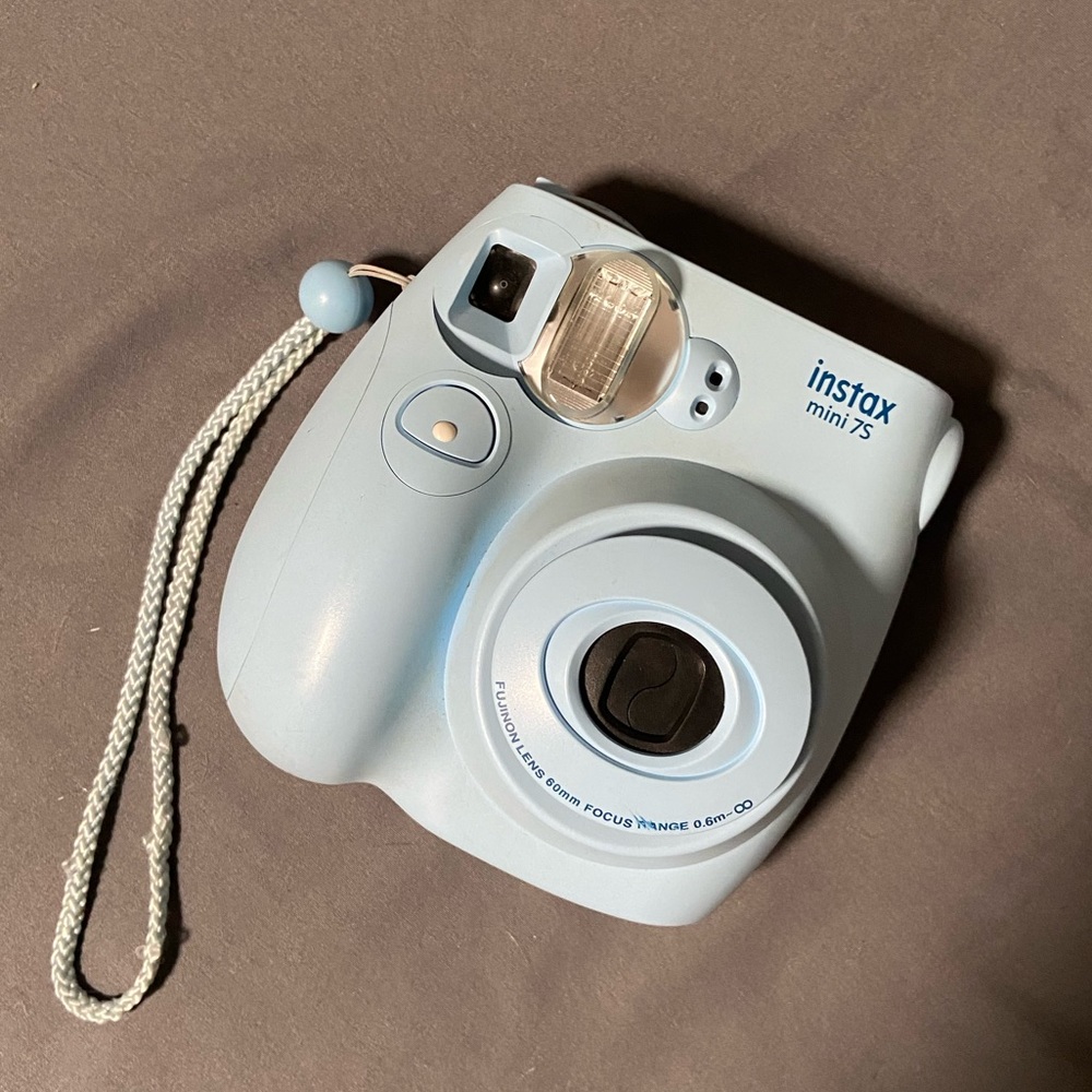 Instax Mini 7s with case